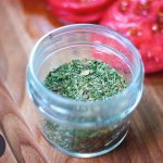 How to Male Homemade Italian Seasoning