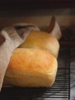 How to Make Basic White Bread | Bread Baking for Beginners (with Recipe ...