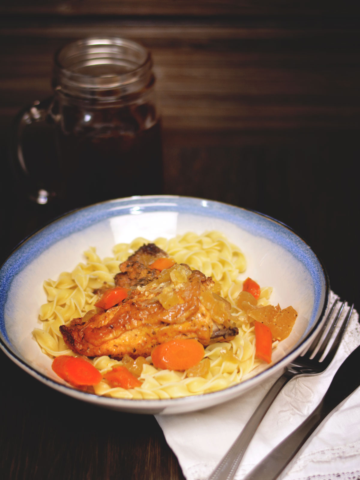 Slow-cooked comfort done right. Our Chicken Fricassee is seasoned with smoked paprika and herbs, seared, then slow-simmered to melt-in-your-mouth perfection. Served over egg noodles or rice, it’s the cozy classic you’ll want on repeat.